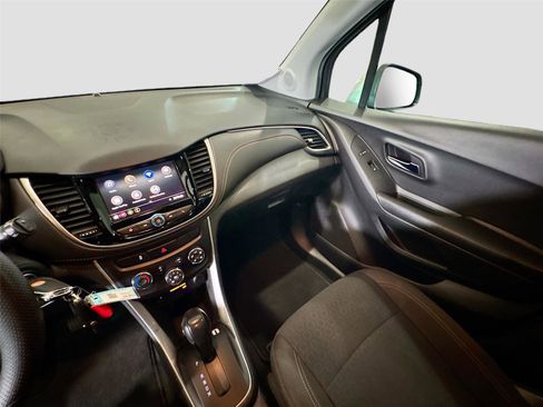 Used 2021 Chevrolet Trax LS w/ Tint and Cruise Package FWD image 8