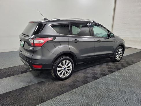 Used 2017 Ford Escape Titanium image 10
