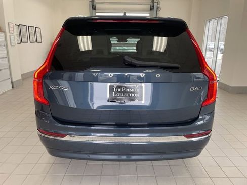 Certified 2023 Volvo XC90 B6 Plus image 3