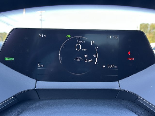 New 2027 Toyota Prius LE FWD image 17