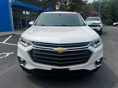 Used 2019 Chevrolet Traverse LT FWD image 3