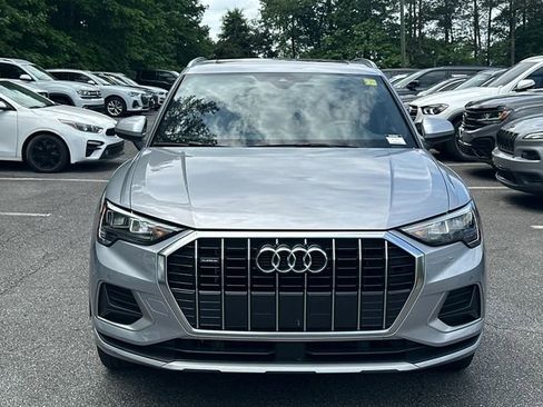 Used 2019 Audi Q3 2.0T Premium w/ Convenience Package AWD/4WD image 2