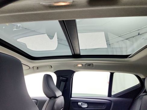 New 2026 Volvo XC40 B5 Plus w/ Protection Package Premier image 22