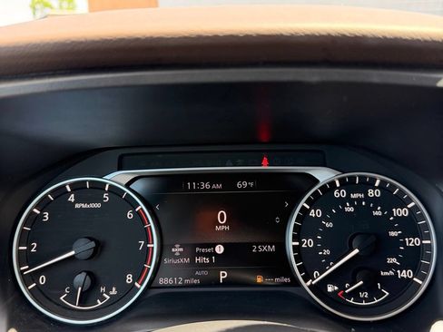 Used 2023 Nissan Rogue S AWD/4WD image 15