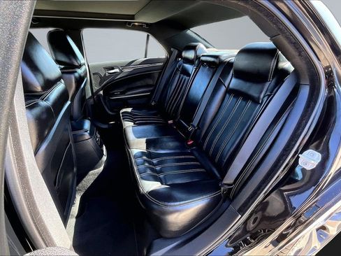Certified 2023 Chrysler 300 S RWD image 19
