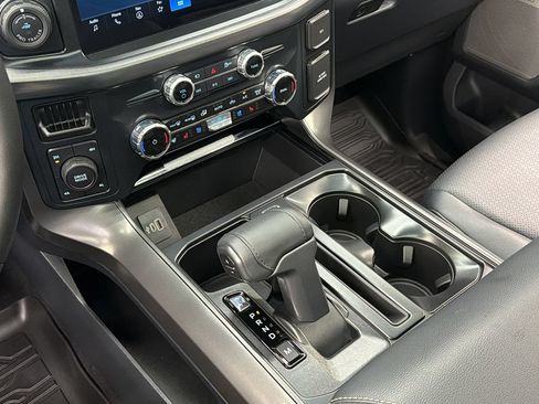 Used 2025 Ford F150 Lariat AWD/4WD image 33