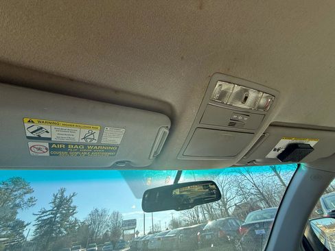 Used 2009 Toyota Highlander 2WD image 16