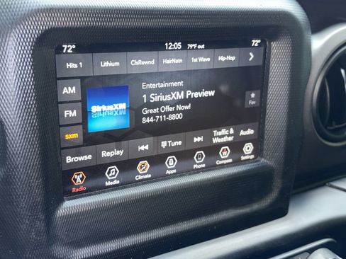 Used 2019 Jeep Wrangler Unlimited Sport S AWD/4WD image 3