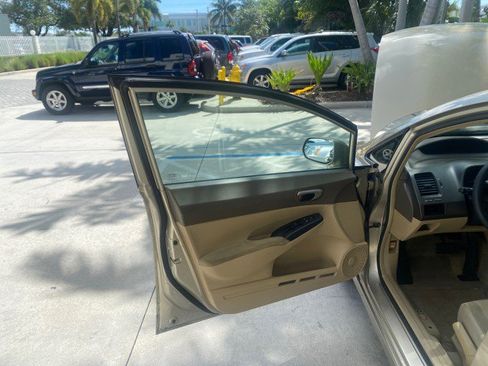 Used 2008 Honda Civic LX image 10