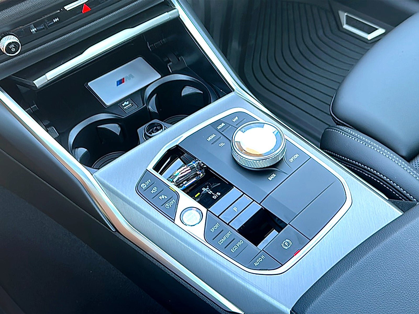 New 2026 BMW 330i Sedan w/ M Sport Package RWD image 26