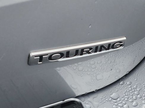 Used 2024 Honda Odyssey Touring image 30
