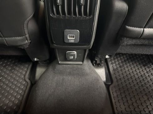 Used 2025 Jeep Compass Trailhawk AWD/4WD image 28