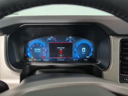 New 2025 Ford Bronco Outer Banks image 18