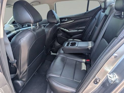 Used 2022 Nissan Maxima SV w/ Floor Mat Group FWD image 13