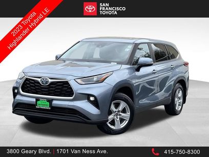 Used 2023 Toyota Highlander LE