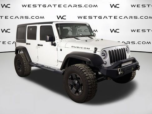 Used 2017 Jeep Wrangler Unlimited Rubicon w/ Connectivity Group AWD/4WD image 34