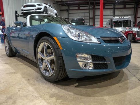 Used 2007 Saturn Sky w/ Premium Trim Pkg image 12