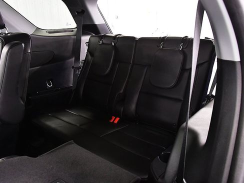 Used 2023 Ford Explorer Limited w/ Limited Technology Package image 31