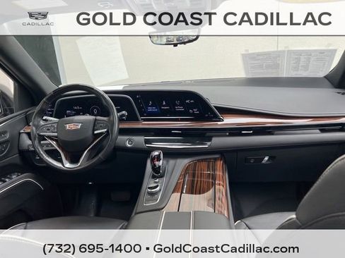 Certified 2024 Cadillac Escalade ESV Premium Luxury AWD/4WD image 11