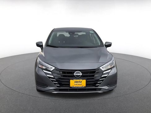 Used 2025 Nissan Versa SV FWD image 4