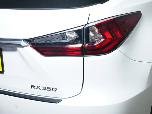 Used 2020 Lexus RX 350 AWD w/ Premium Package image 17