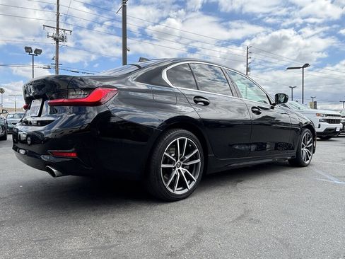 Used 2021 BMW 330i Sedan w/ Driving Assistance Package RWD image 7