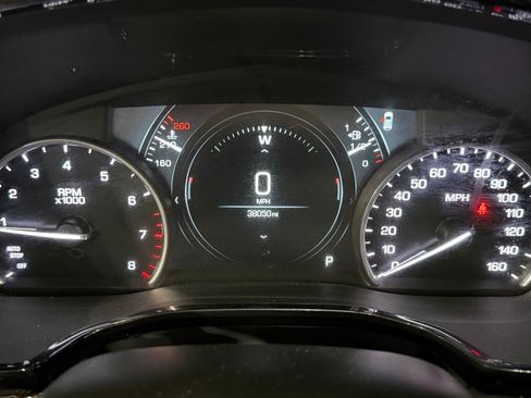 Used 2019 Cadillac XT5 Platinum AWD/4WD image 19