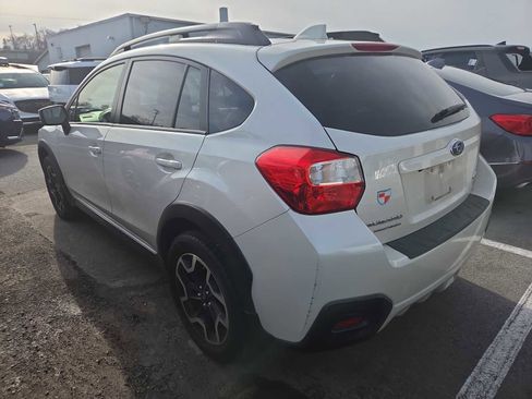 Used 2017 Subaru Crosstrek 2.0i Premium image 5