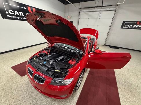 Used 2007 BMW 328i Convertible image 43