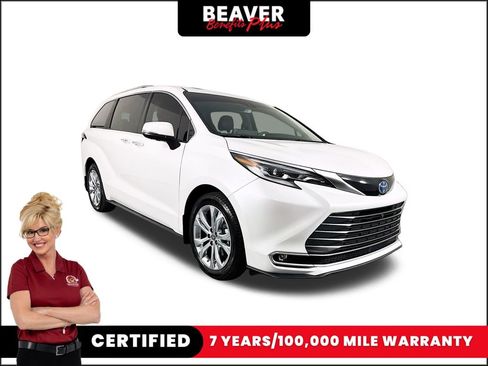 Used 2022 Toyota Sienna Platinum image 1