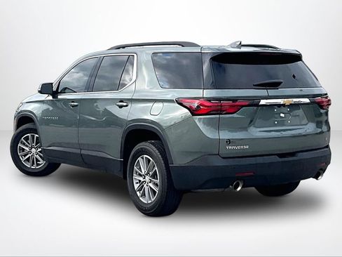 Used 2023 Chevrolet Traverse LT FWD image 14