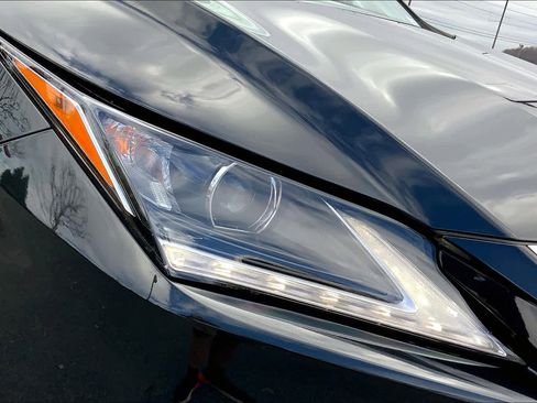 Used 2017 Lexus RX 350 AWD w/ Premium Package image 26