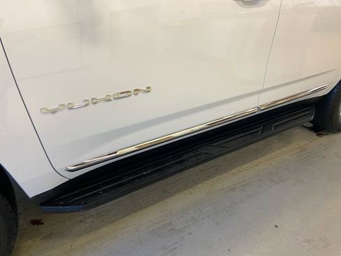 Used 2024 GMC Yukon SLT image 26