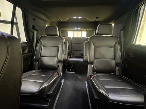 Used 2021 GMC Yukon SLT w/ SLT Luxury Plus Package AWD/4WD image 26