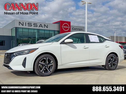 Used 2024 Nissan Sentra SV image 1