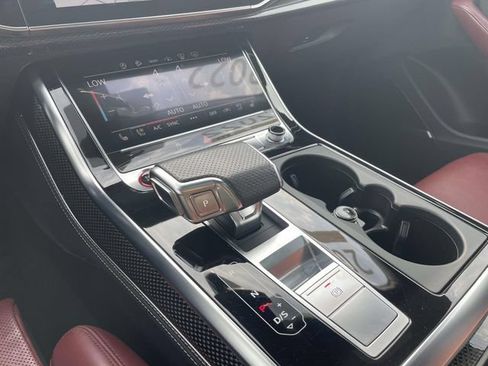 Certified 2022 Audi SQ8 Prestige AWD/4WD image 30