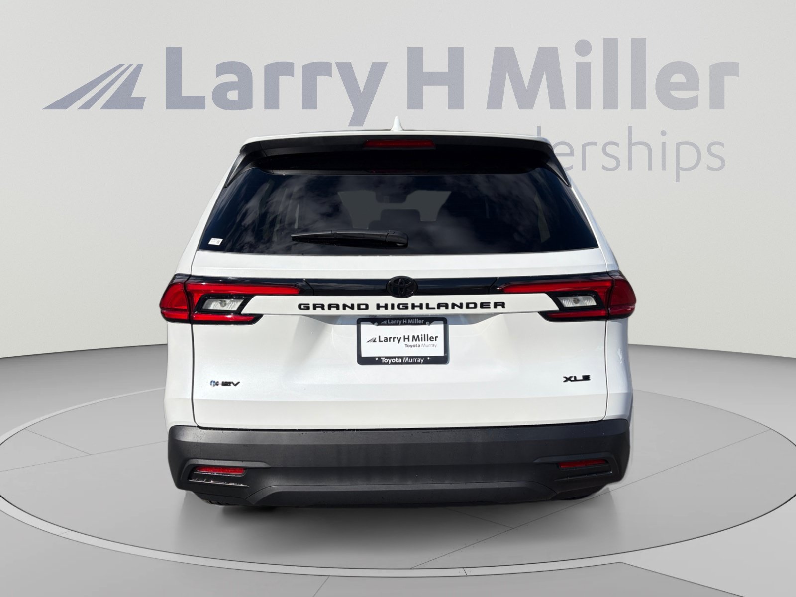 New 2026 Toyota Grand Highlander XLE FWD image 4
