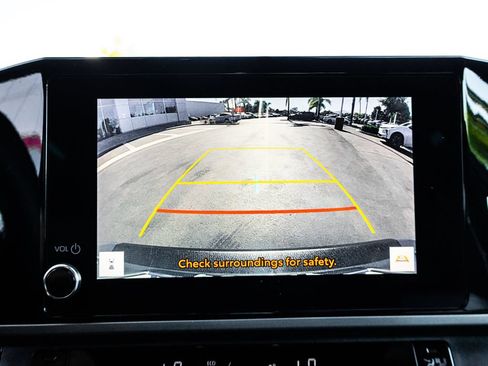Used 2026 Toyota Camry SE w/ Convenience Package FWD image 31