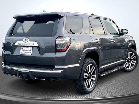 Used 2020 Toyota 4Runner SR5 image 6
