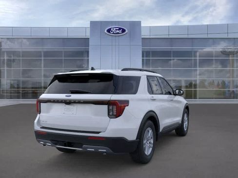 New 2026 Ford Explorer Active w/ Active Comfort Package image 8