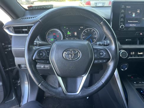 Used 2021 Toyota Venza XLE w/ Softex Package AWD/4WD image 14