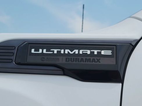 Used 2024 GMC Sierra 2500 Denali Ultimate AWD/4WD image 15