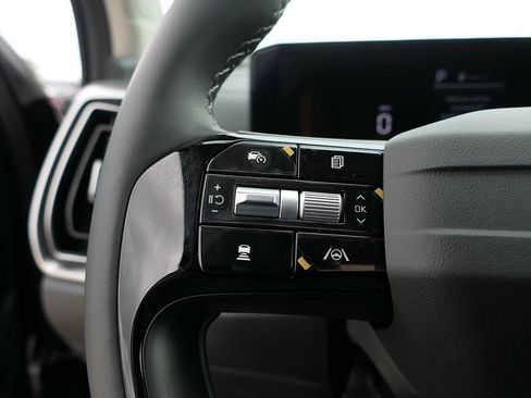 New 2026 Kia Sorento S FWD image 13