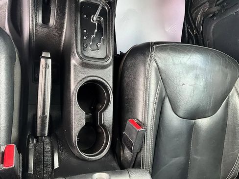 Used 2016 Jeep Wrangler Unlimited Sahara w/ Dual Top Group AWD/4WD image 23