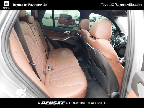 Used 2024 BMW X5 xDrive40i w/ Premium Package image 5