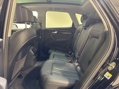 Used 2019 Audi Q5 2.0T Premium Plus w/ Premium Plus Package image 22