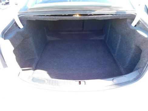Used 2019 Chevrolet Impala LT FWD image 18