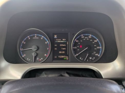 Used 2017 Toyota RAV4 XLE FWD image 21
