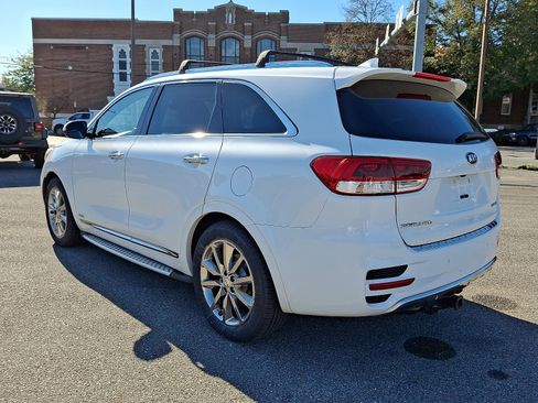 Used 2018 Kia Sorento SX image 5