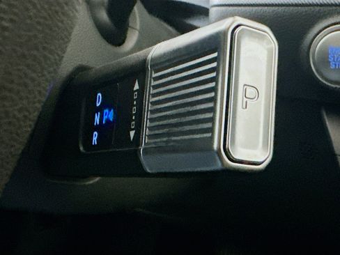 Used 2025 Hyundai Sonata SEL FWD image 25